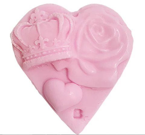 Queen Of Hearts - Art Of Soap
