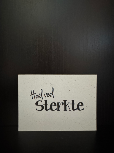 [BYM] Heel Veel Sterkte - Plantbaar Kaartje
